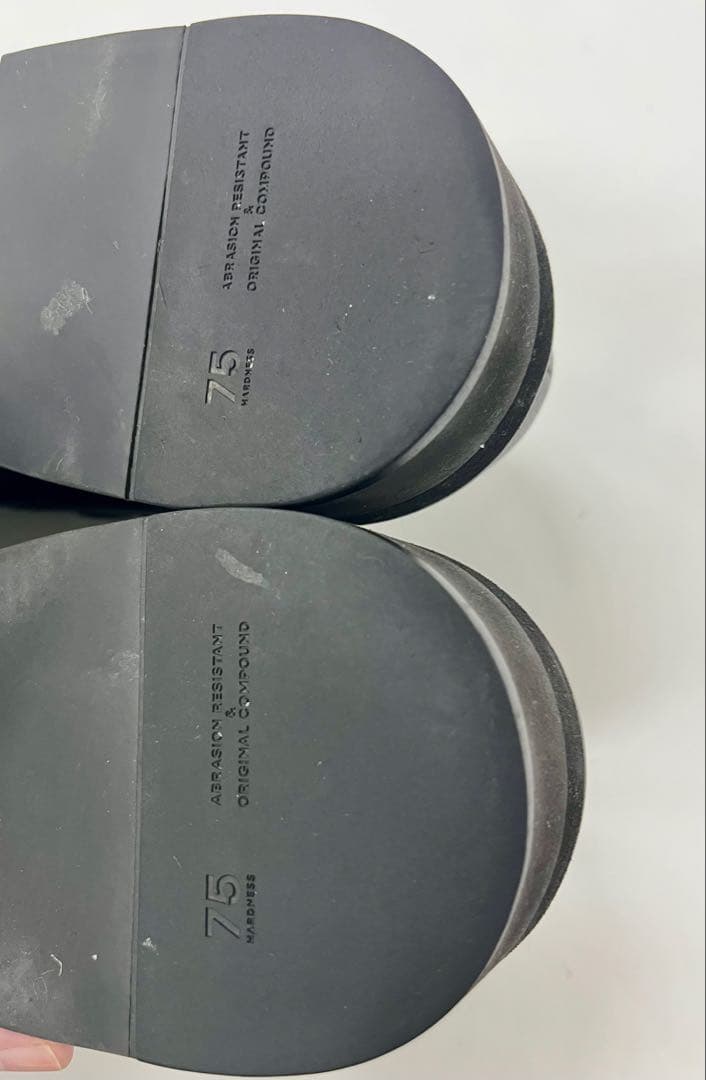 フットザコーチャー プレーントゥシューズ ブラック