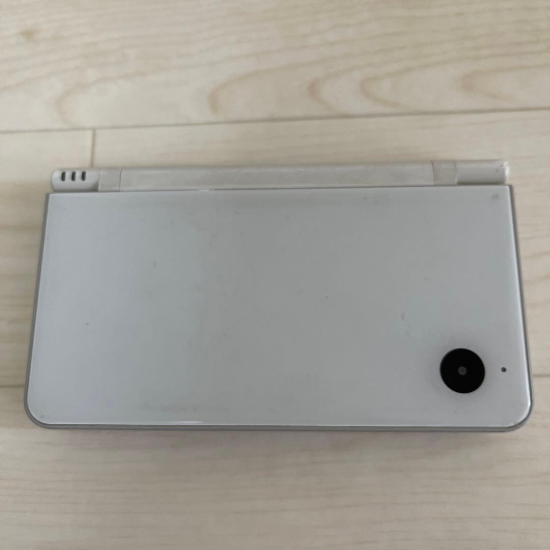 「ニンテンドーDSi LL　ドラゴンクエスト他ソフト合計11本スペシャルパック