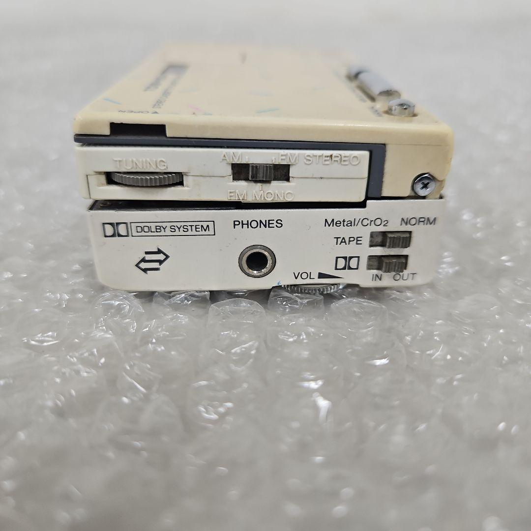 東芝　ポータブルカセットプレイヤー　Walky ウォーキーKT-AS10