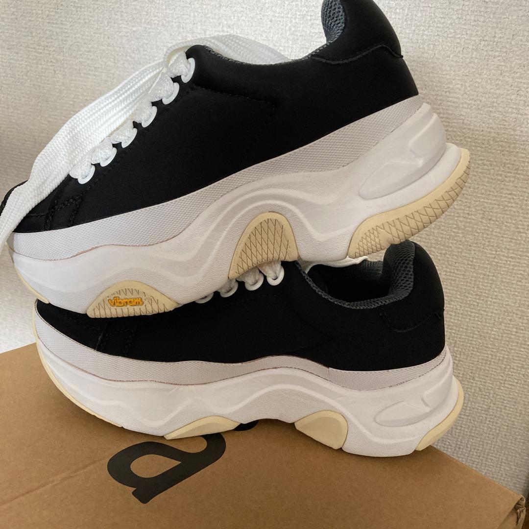 メ*ル様 nagonstansスニーカー　靴　￥39600