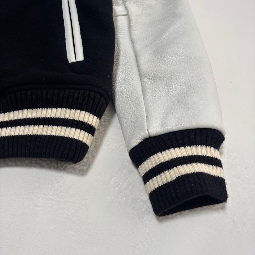 PEARLY GATES スタジャン 刺繍ロゴ 黒×白ウール×レザー