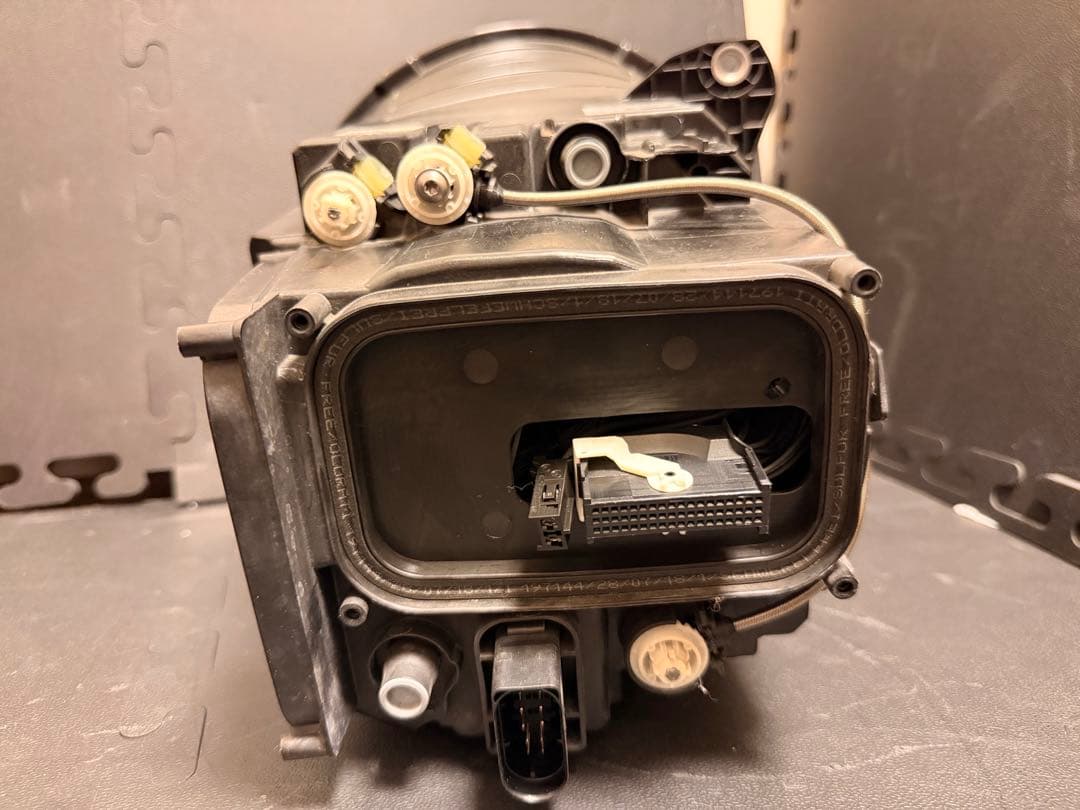 メルセデスベンツ W463A Gクラス 純正左ヘッドライト