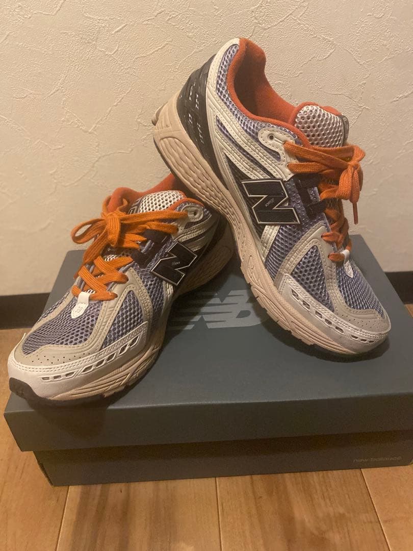 New Balance 1906R × size?