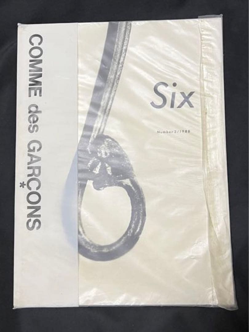 ①COMME des GARCONS Six No.2　コム・デ・ギャルソン