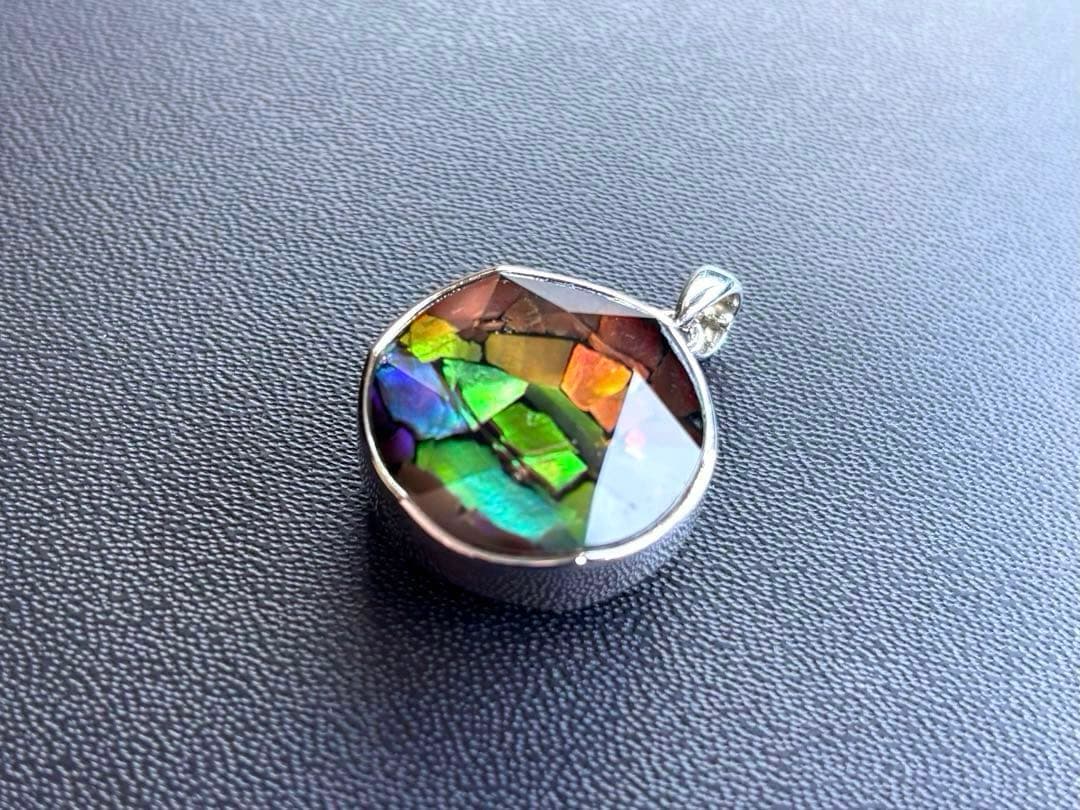 ナデシコ　究極品質　レインボーアンモライトとシルバーギベオンの六芒星PT