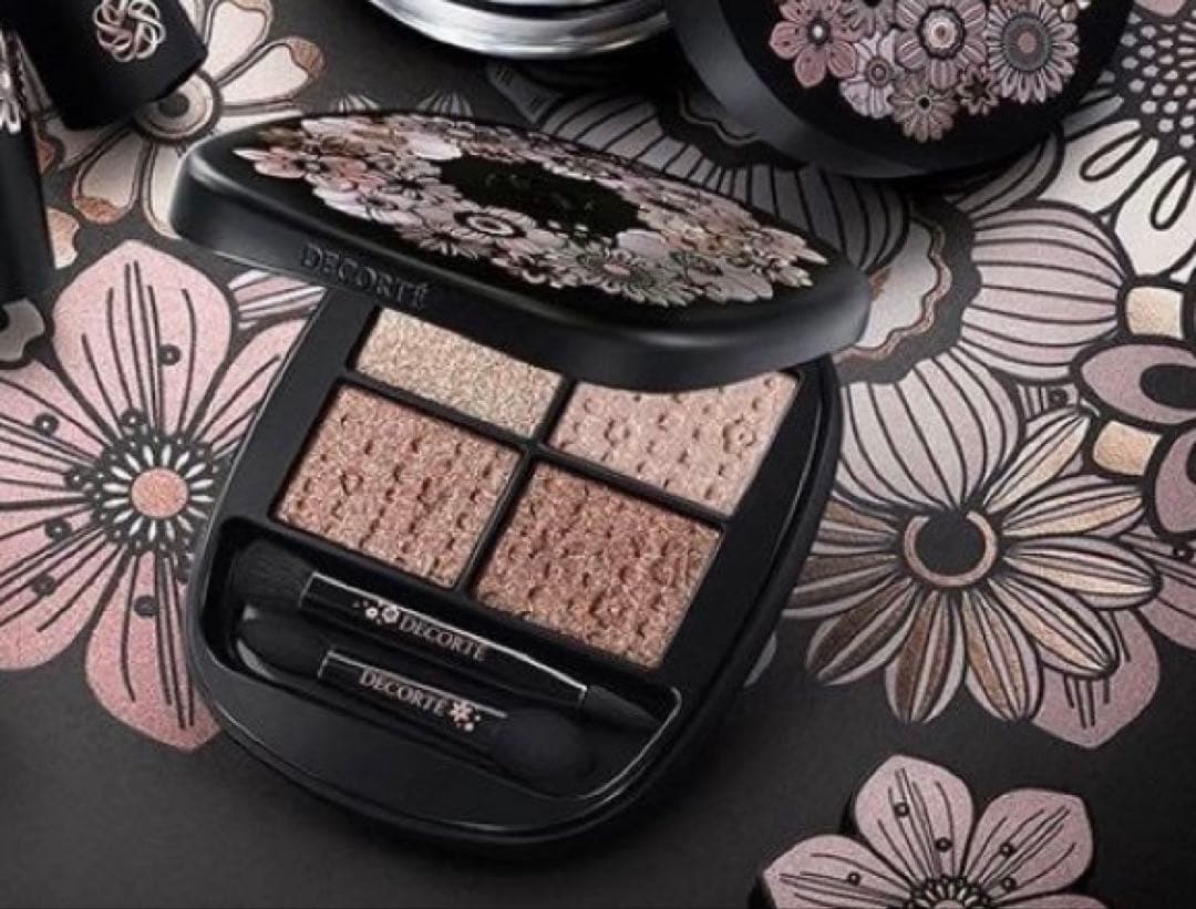 コスメデコルテ エターナルブルーム アイシャドウ