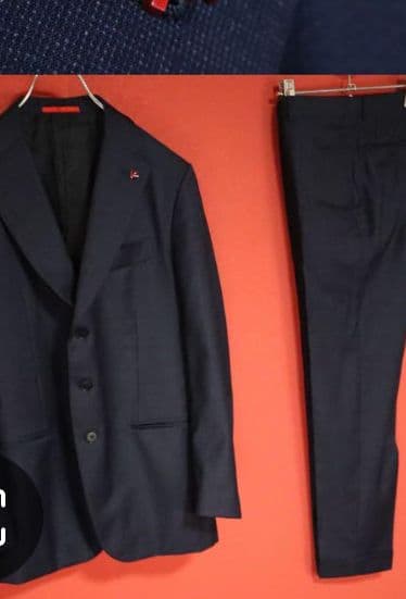 極上美品❗️isaia 長谷部 微艶 卒業式 入社式 ダークネイビー 濃紺