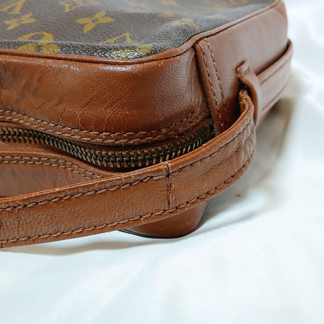 ルイヴィトン　サックバンドリエール　モノグラム　ショルダーバッグ