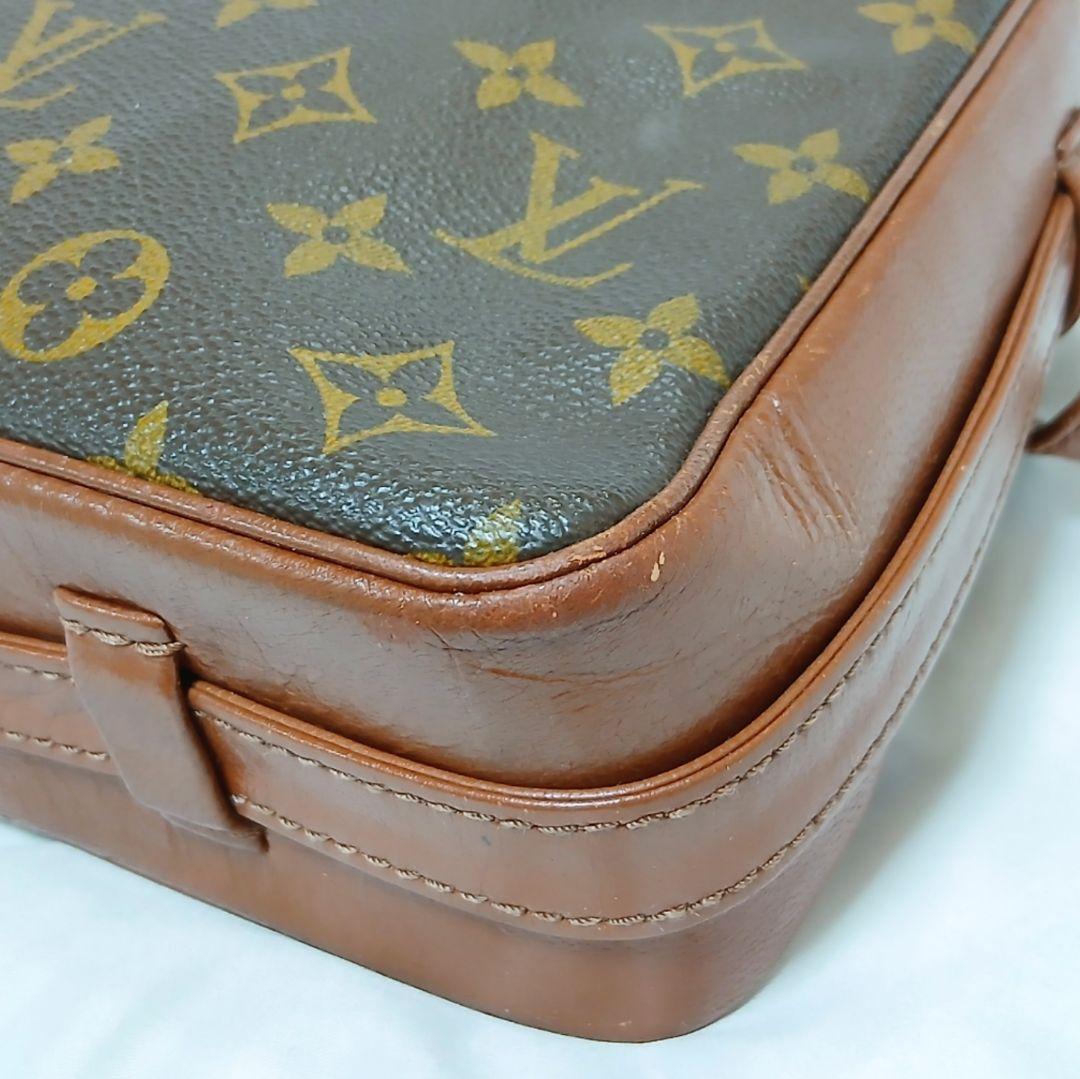 ルイヴィトン　サックバンドリエール　モノグラム　ショルダーバッグ