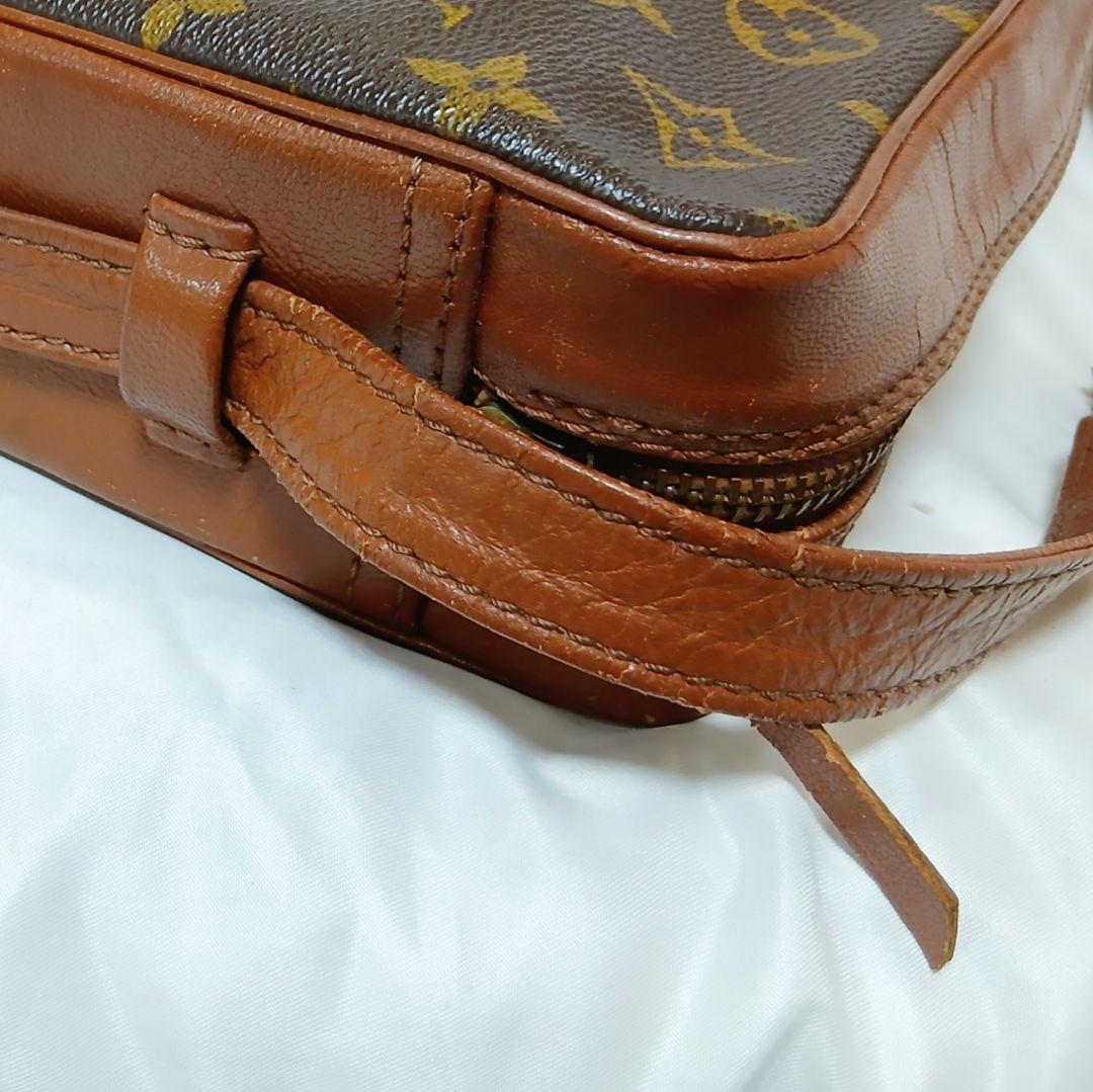 ルイヴィトン　サックバンドリエール　モノグラム　ショルダーバッグ