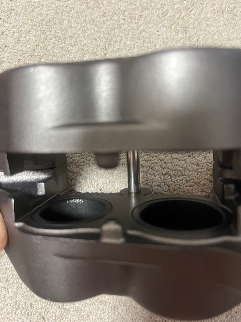 ブレンボキャリパー　左　ピッチ40mm 正規品