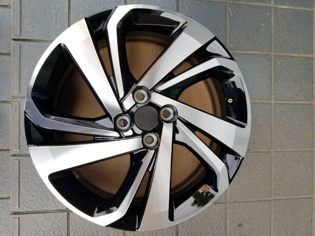 17インチ 　トヨタライズ純正ガソリン車用 ホイル　1個　Syuさん専用