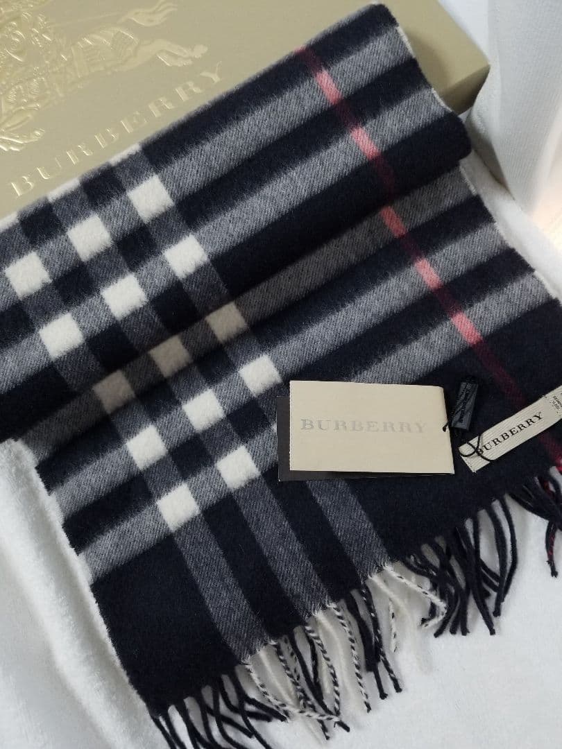 新品未使用タグ付 バーバリーカシミアマフラー ユニセックス クラシック美品
