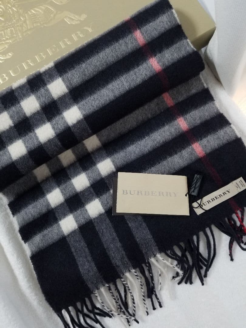 新品未使用タグ付 バーバリーカシミアマフラー ユニセックス クラシック美品
