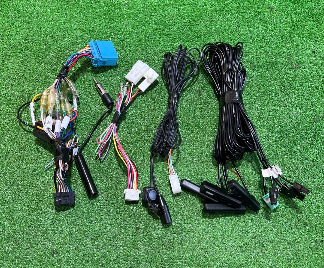 カーナビ　ECLIPSE AVN-R10