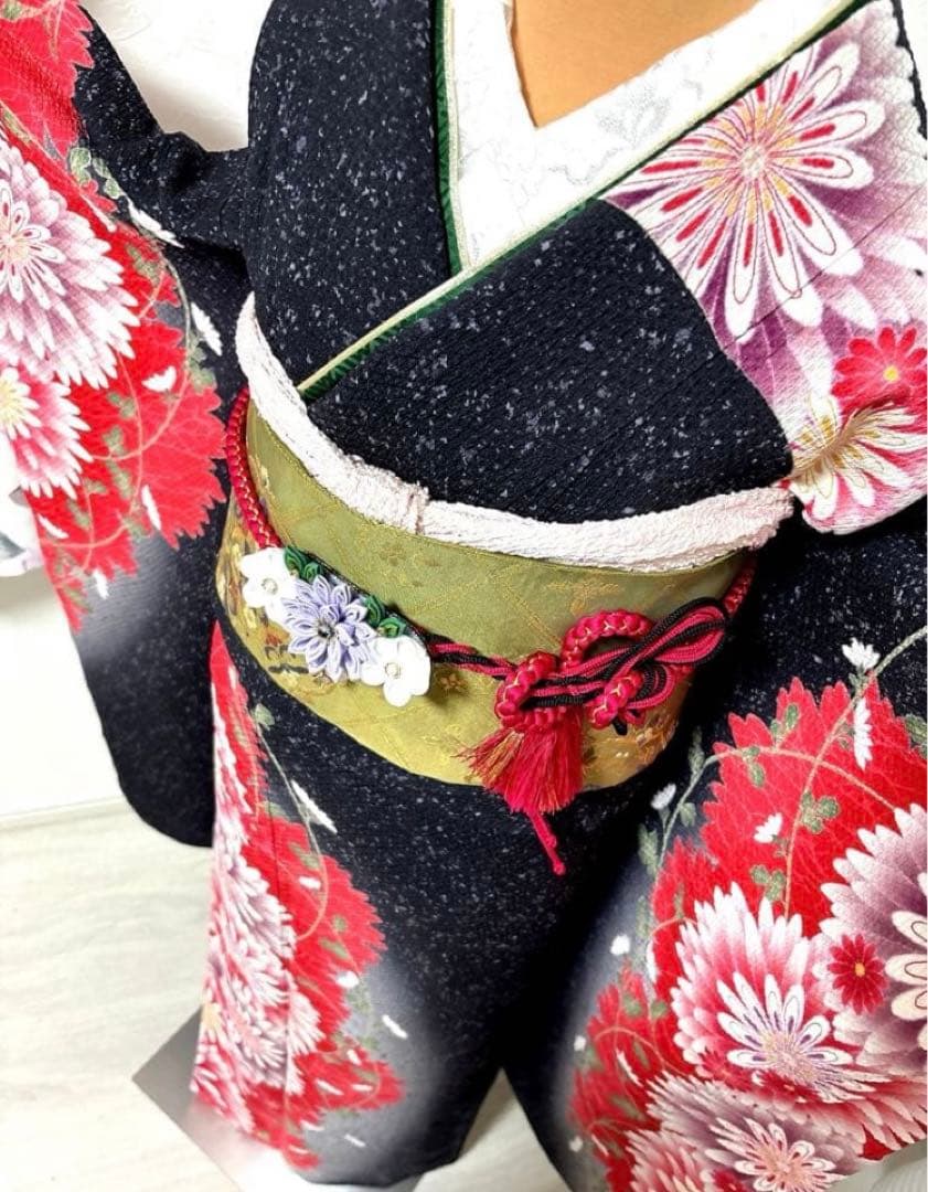 豪華振袖フルセット　菊　花柄 黒 赤 金