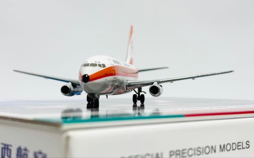JTA商事 1/200 B737-200 南西航空SWAL ダイキャストモデル