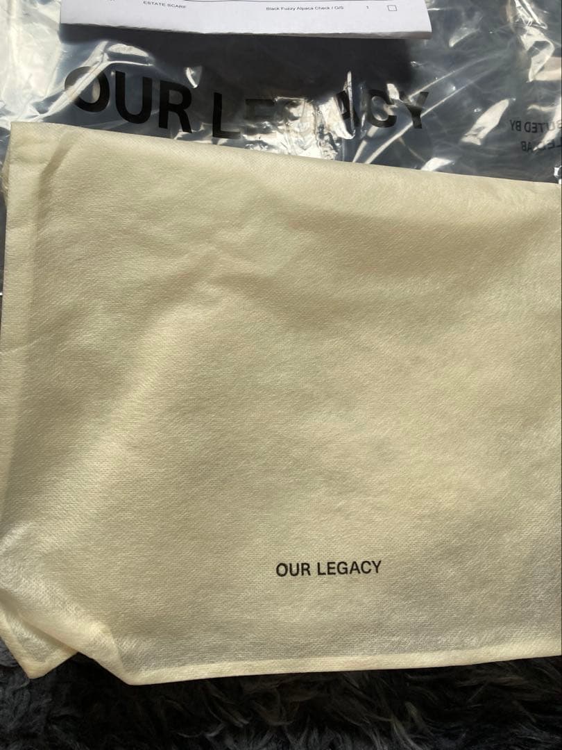 OUR LEGACY マフラー　モーガンさん着