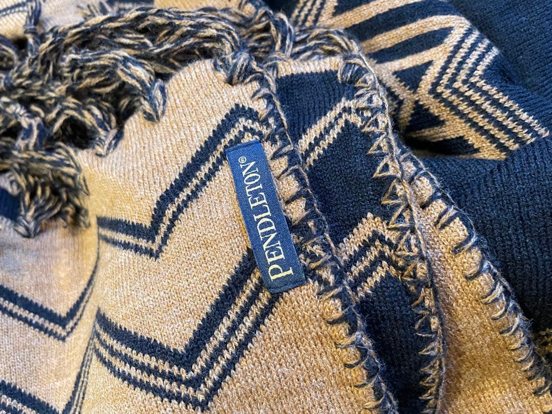 Pendleton ジオメトリックポンチョ