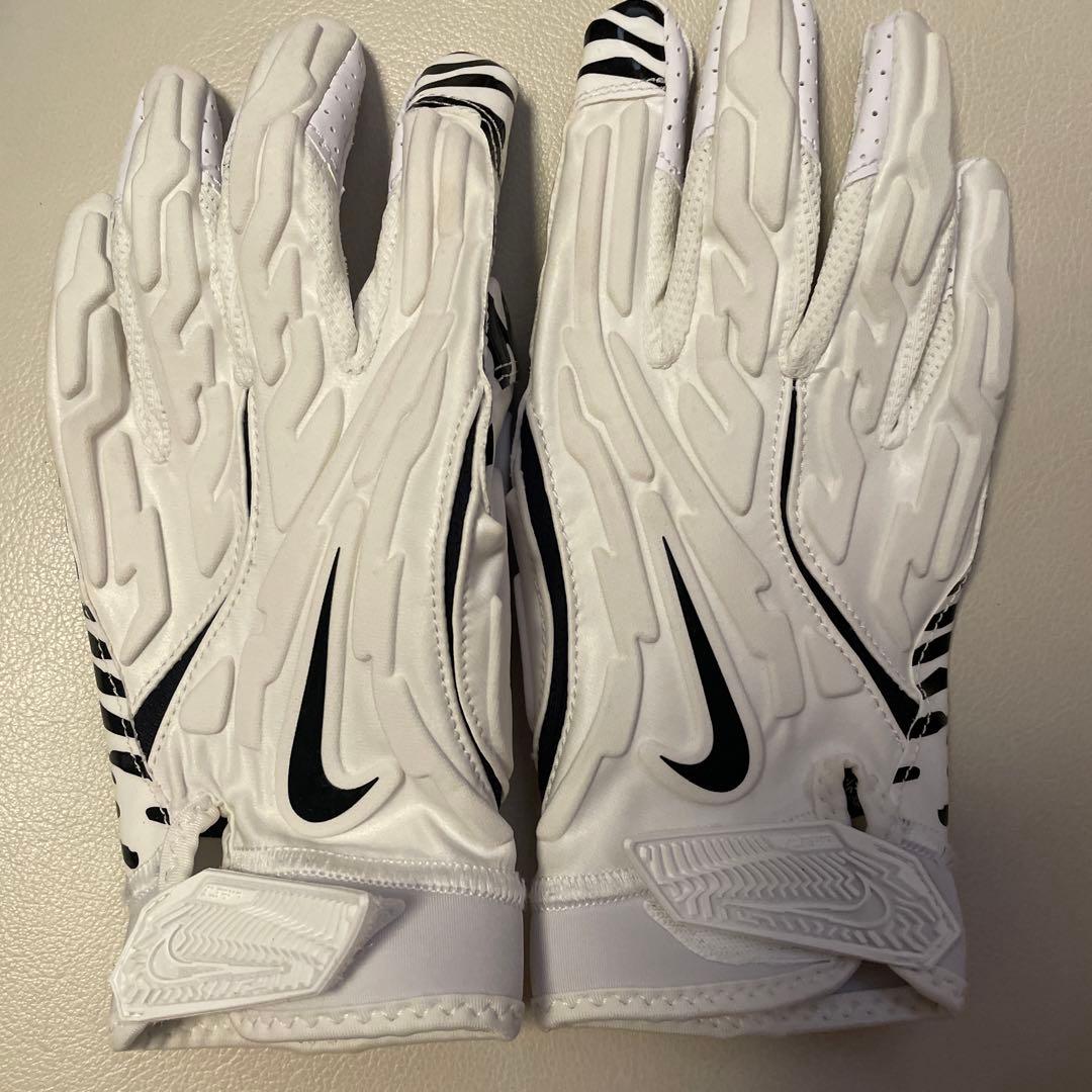 Nike アメリカンフットボール グローブ　ライン