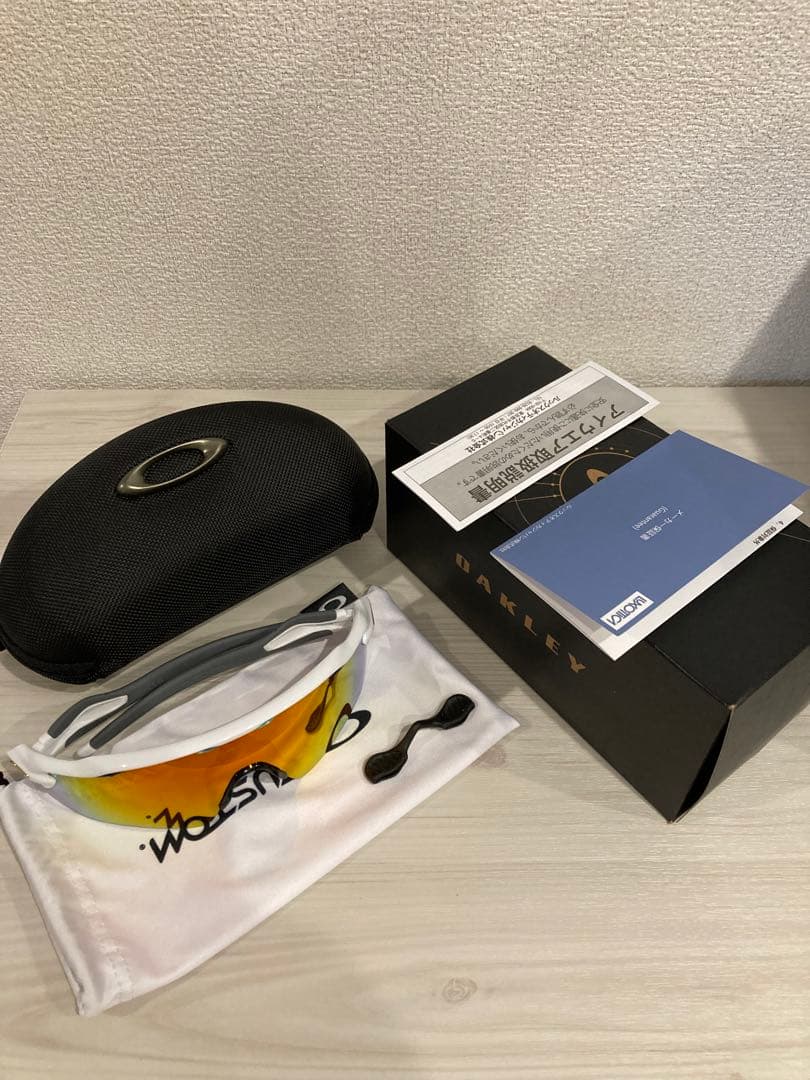 オークリー RADAR EV(偏光レンズ/未使用品)