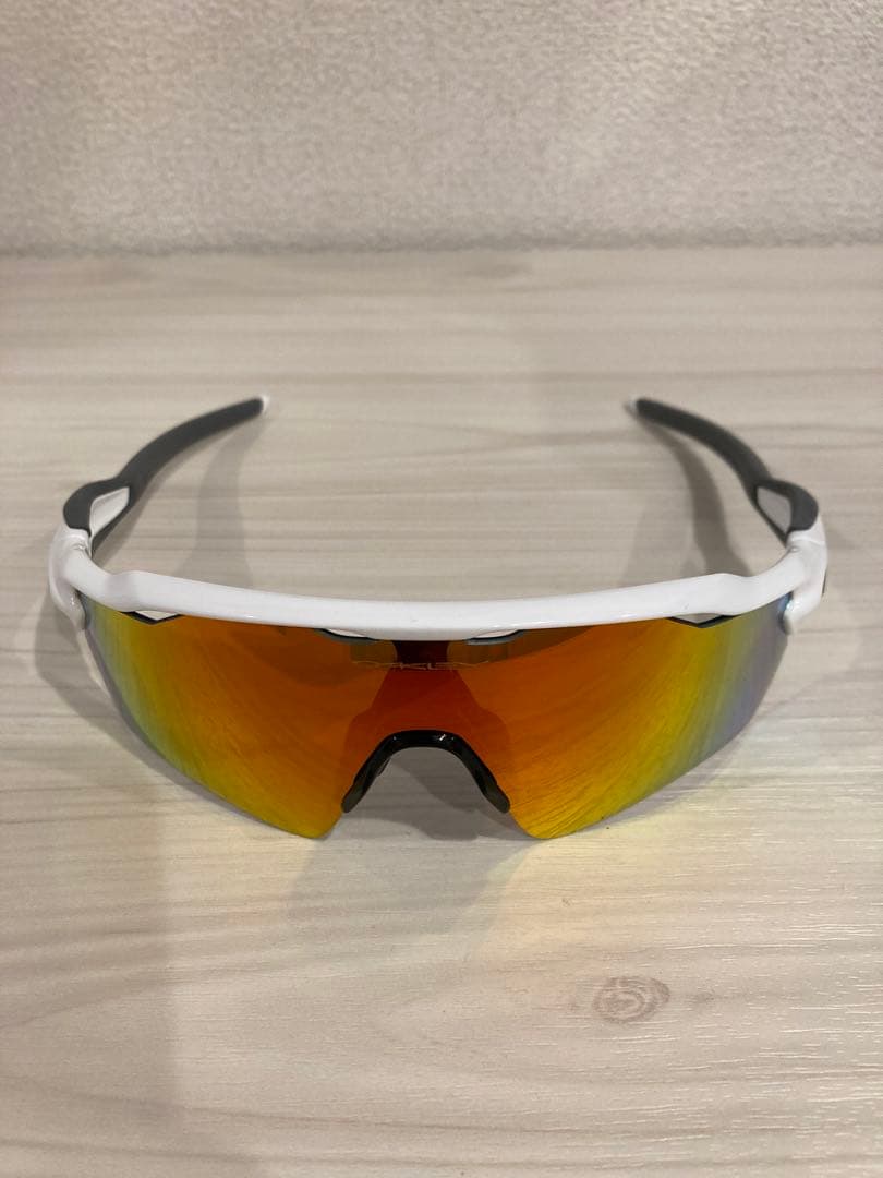 オークリー RADAR EV(偏光レンズ/未使用品)