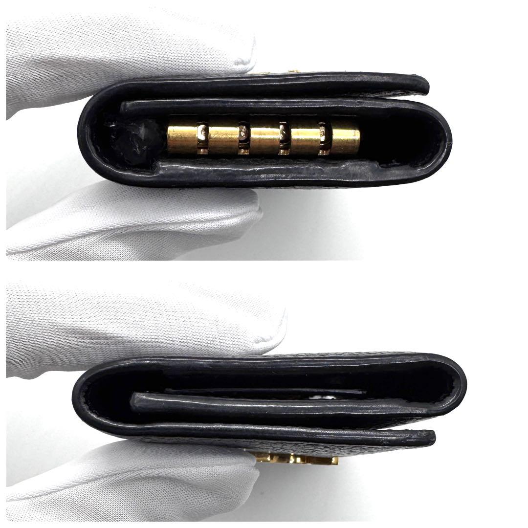 未使用級✨サンローラン　4連　キーケース　カサンドラロゴ　YSL　レザー　黒