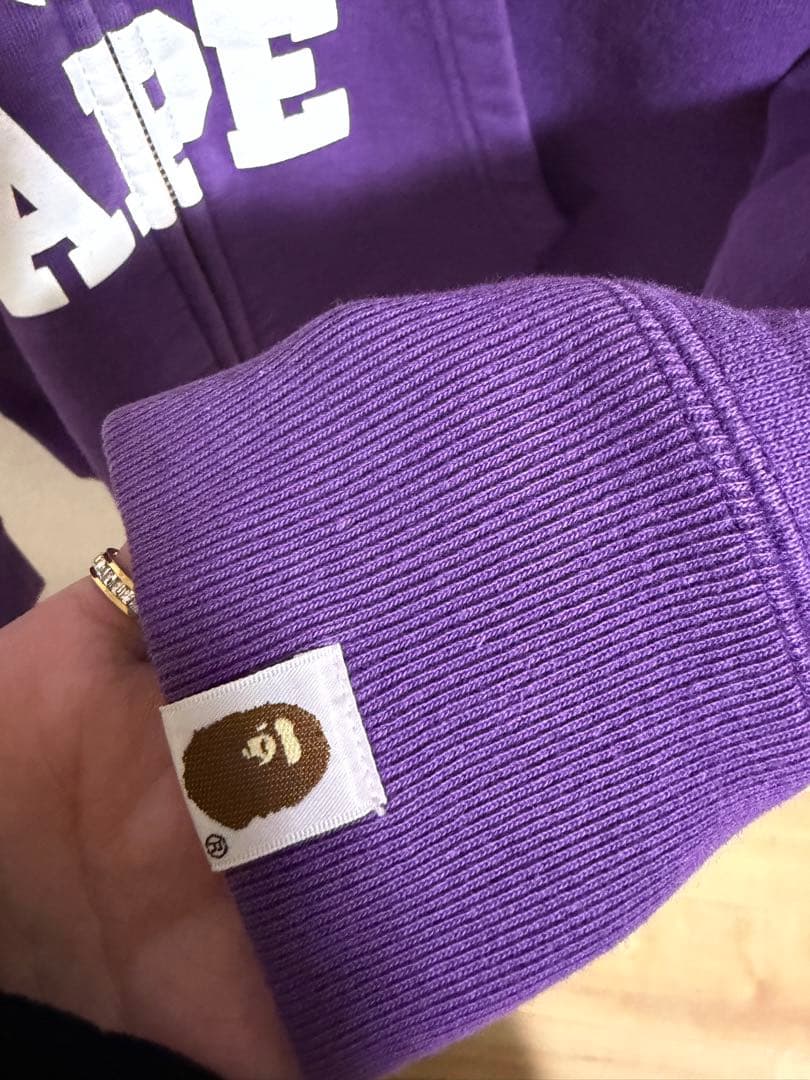 A Bathing Ape パーカー