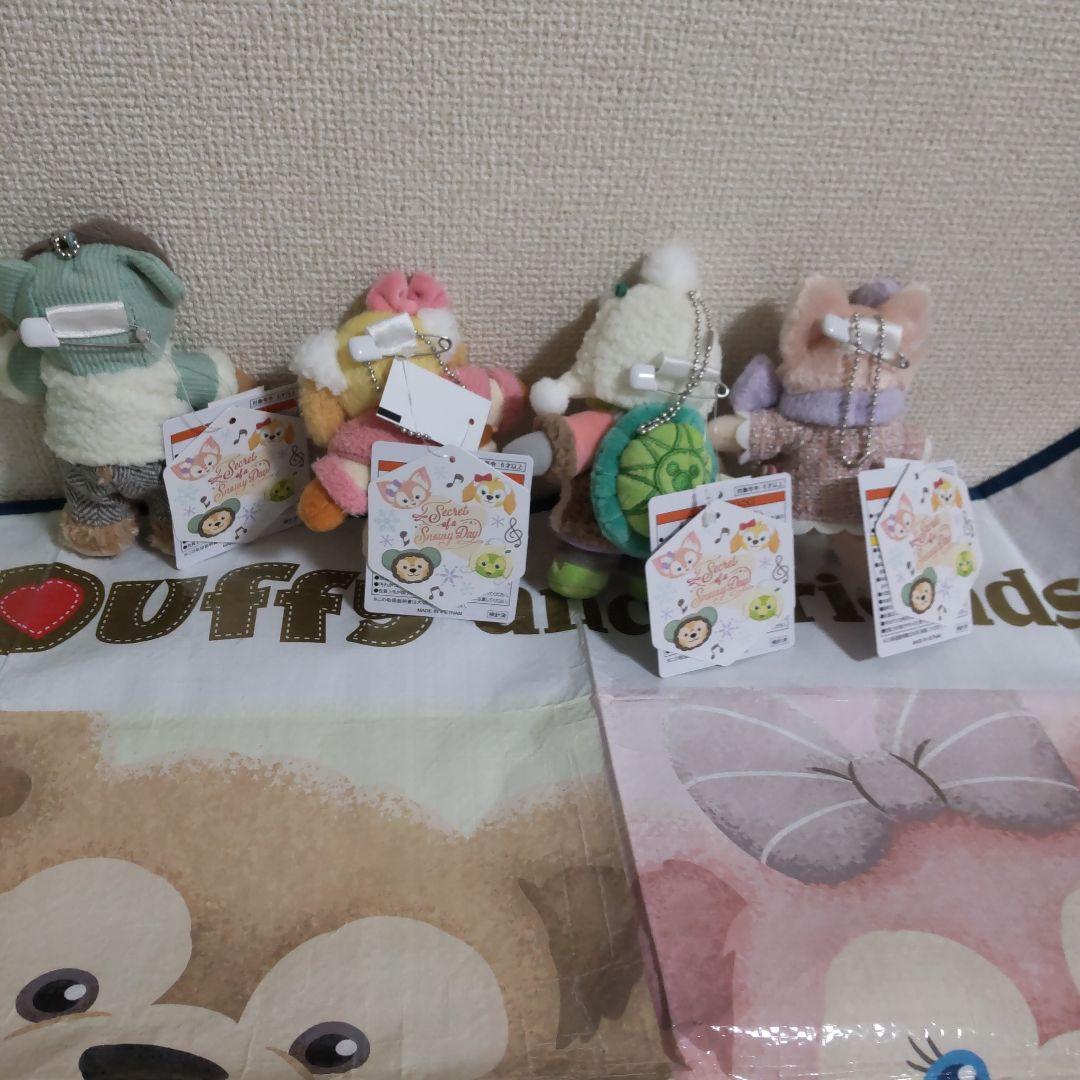 シークレットオブスノーウィデイぬいぐるみバッジ