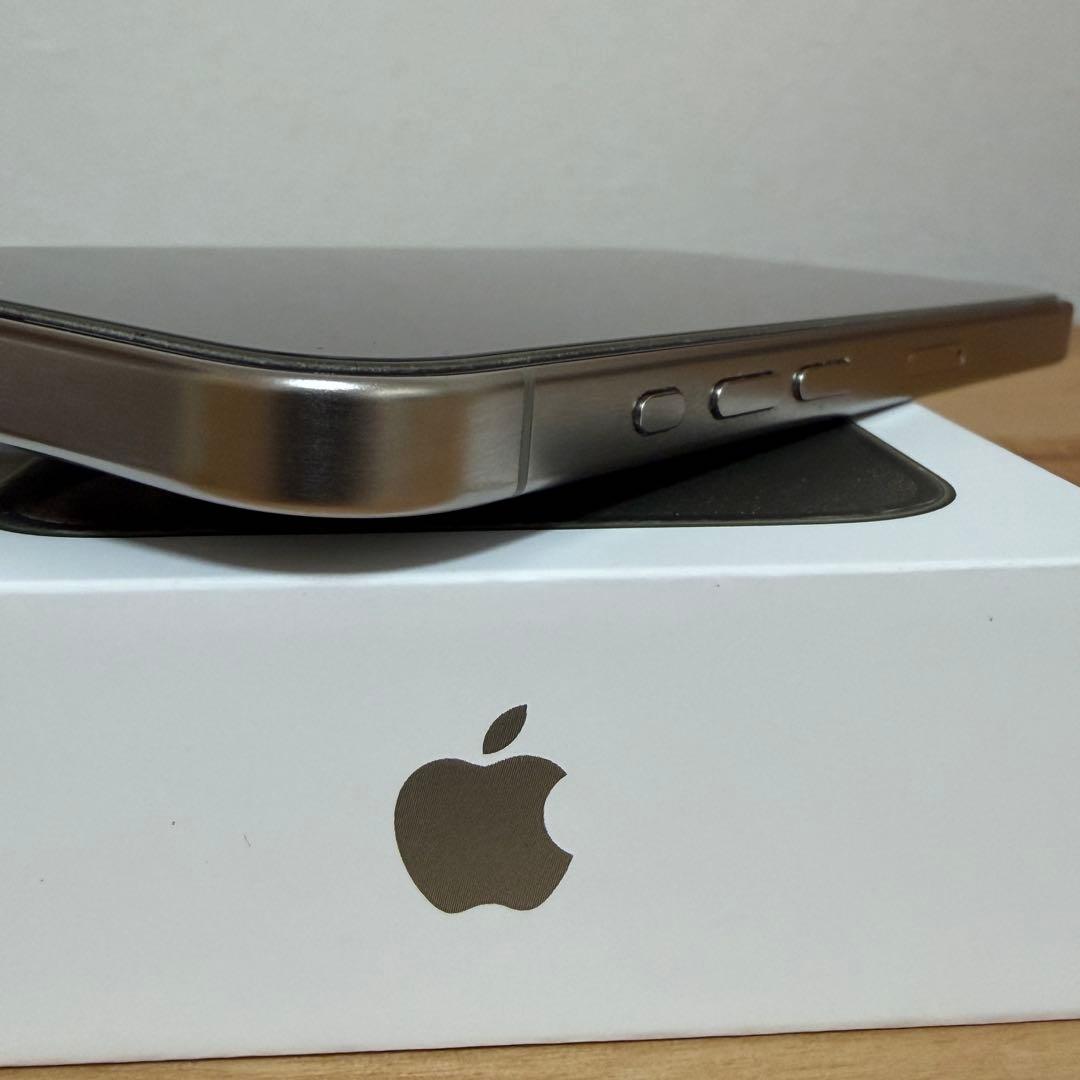 【超美品】Apple iPhone 15Pro ナチュラルチタニウム 128GB