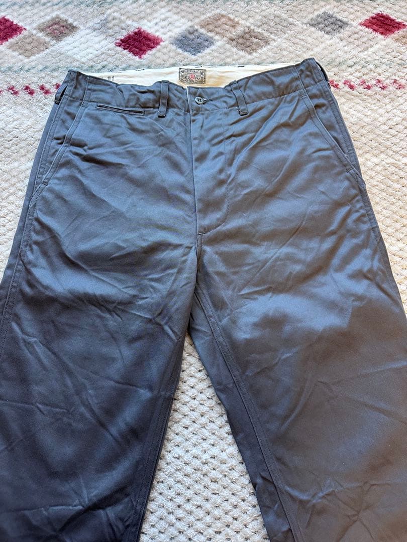 バズリクソンズ　チノ　ショップ別注モデル W31　グレー