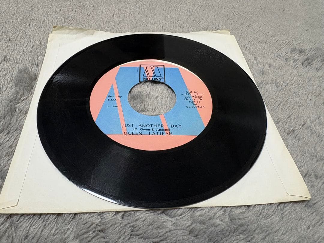 洋楽 WEEKEND LOVE QUEEN LATIFAH TONY REBEL