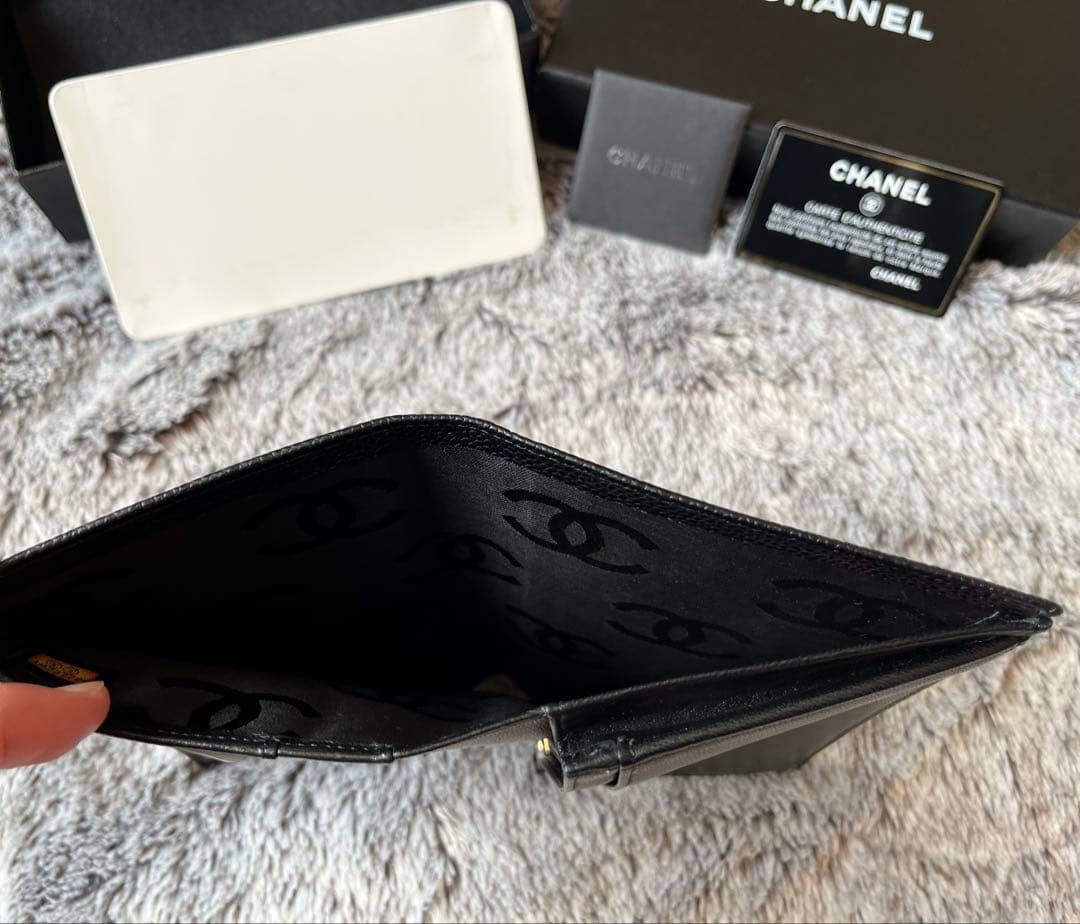 お値下げ/超美品　CHANEL キャビアスキン　長財布　ブラック