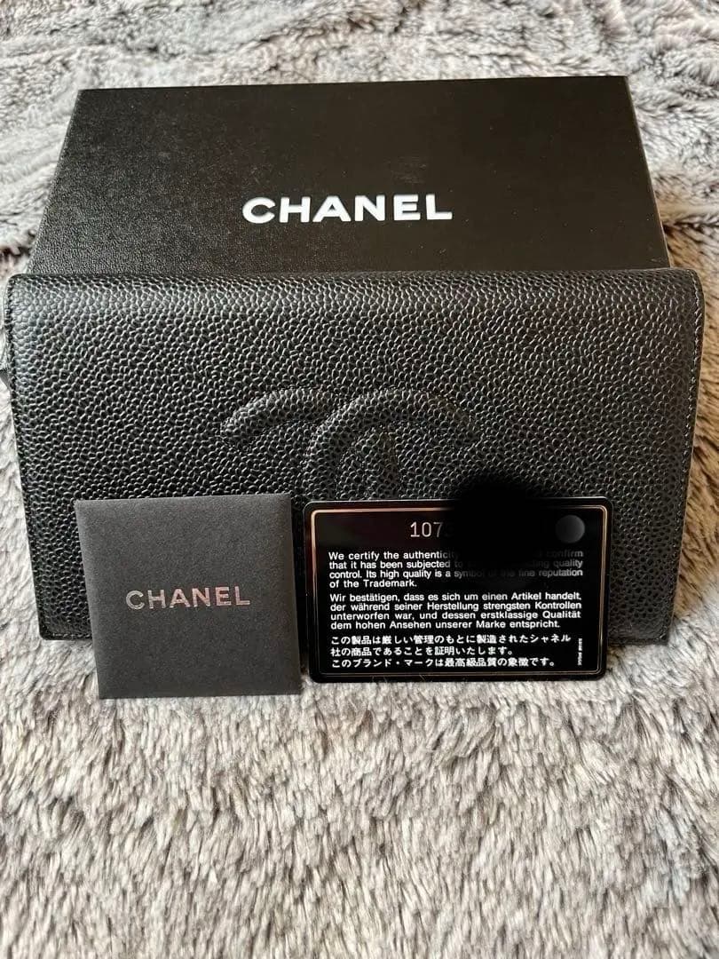 お値下げ/超美品　CHANEL キャビアスキン　長財布　ブラック