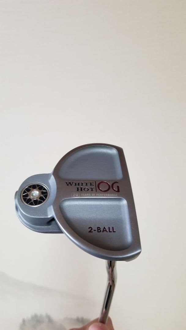 オデッセイ　ホワイトホットOG 2ボール パター