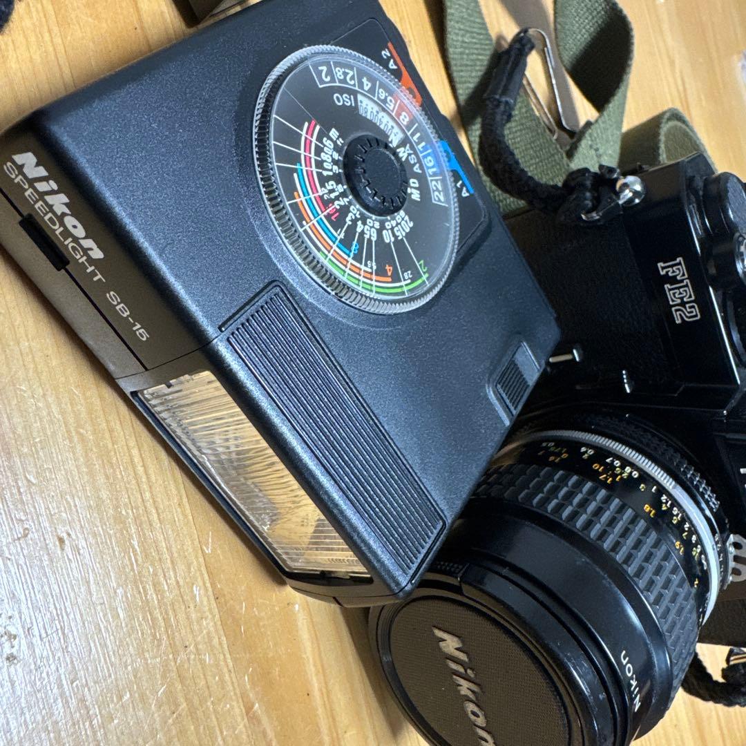 Nikon FE2 一眼レフカメラ + SB-15