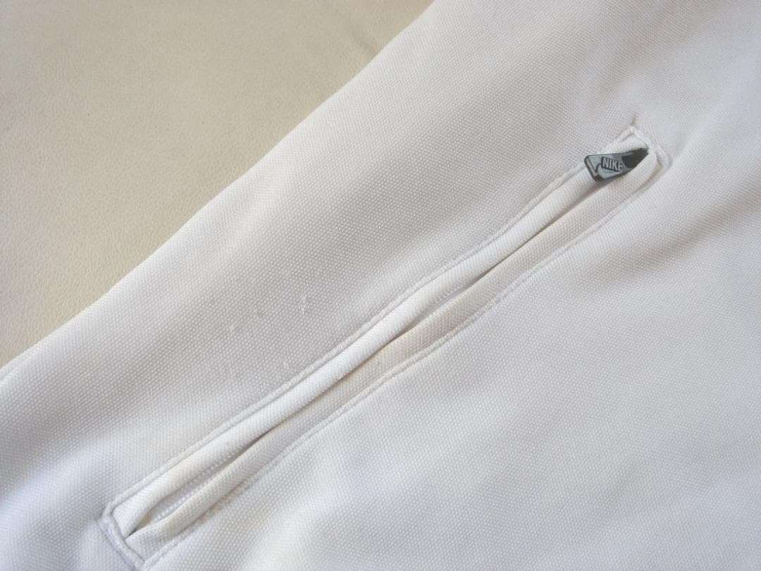 マンチェスターユナイテッド NIKE トラックジャケット