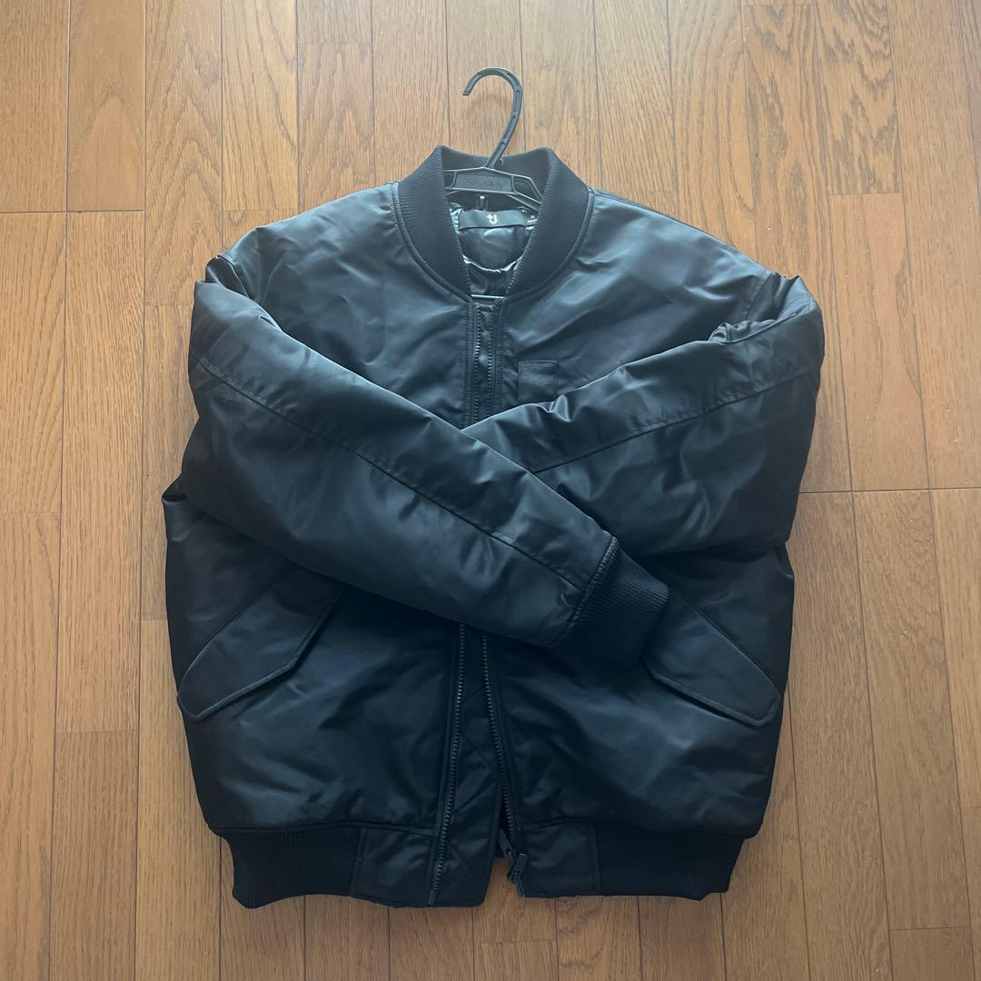 UNIQLO +J ハイブリッドダウンオーバーサイズMA－1 Mサイズ