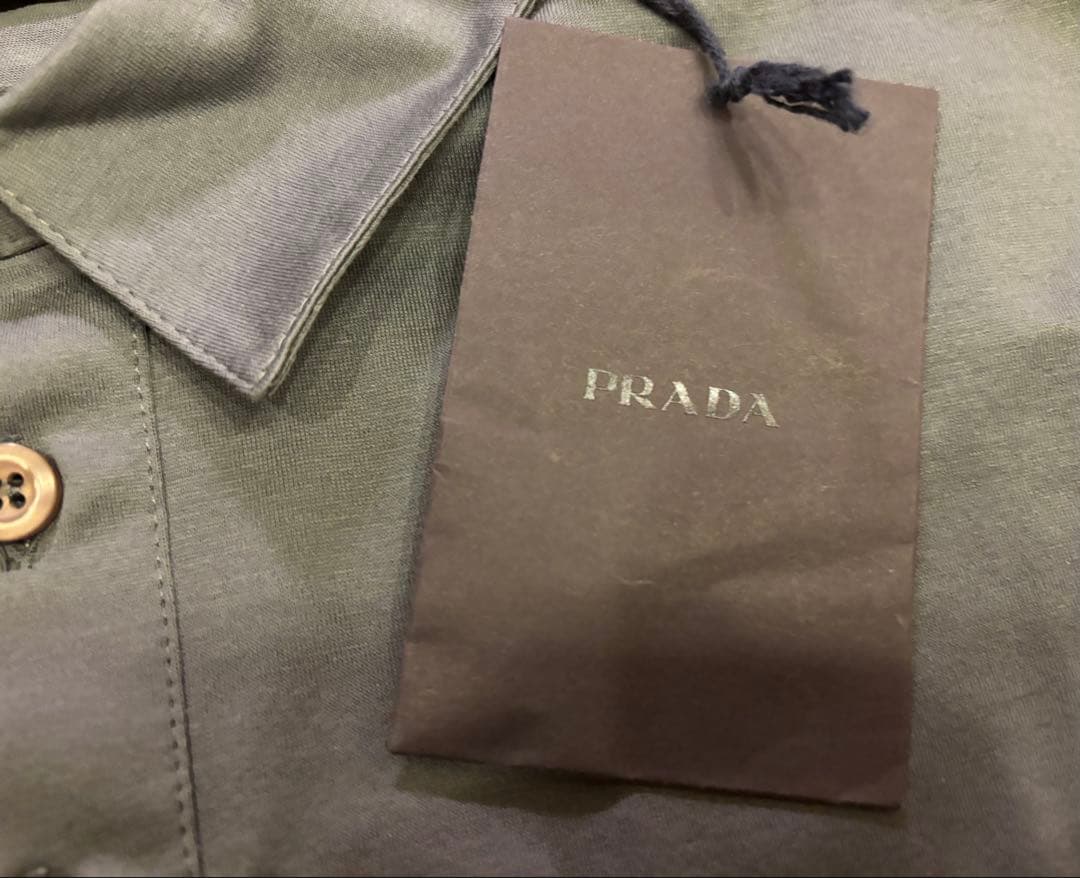 PRADA グレー 長袖ポロシャツ 新品タグ付き　MENS