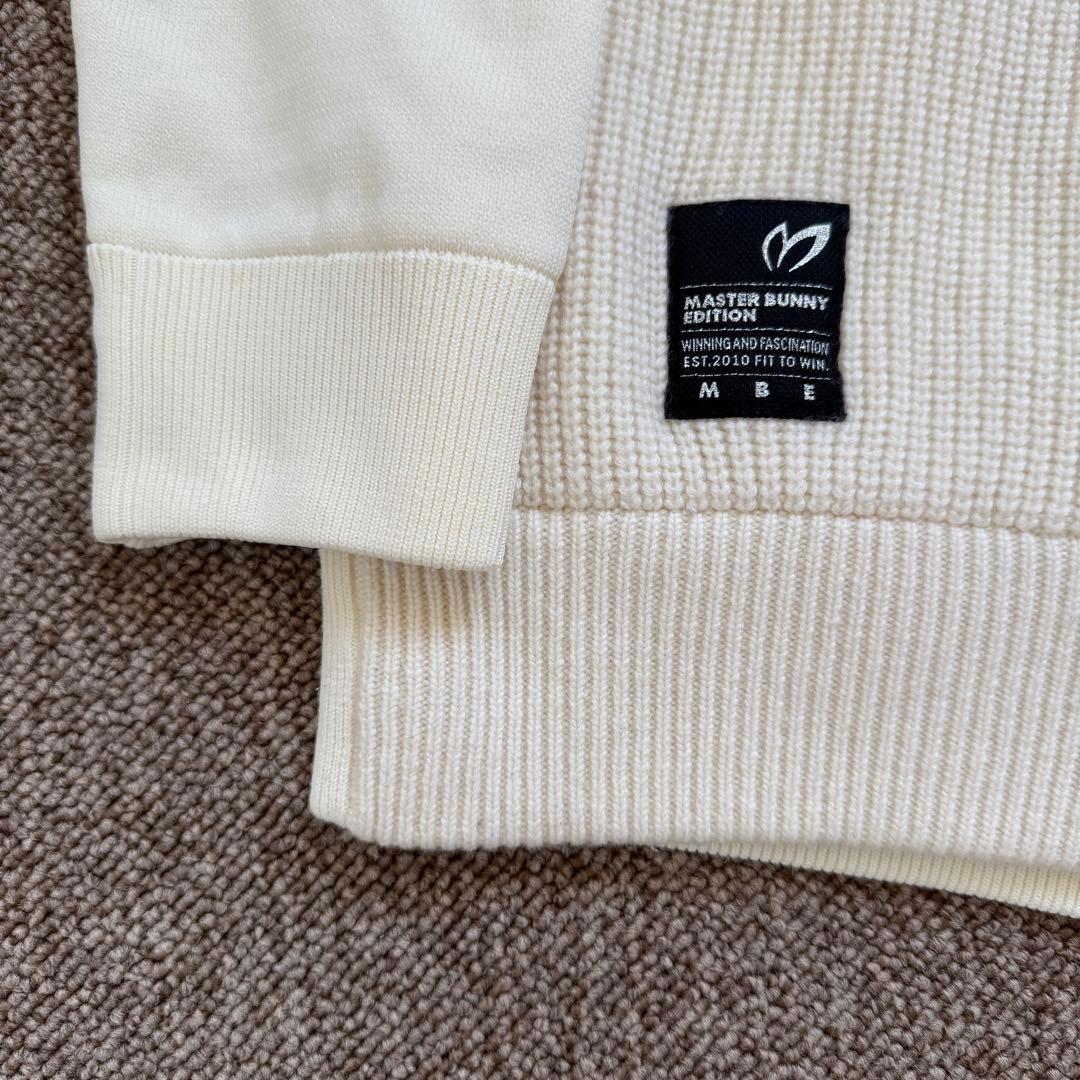 現行モデル　蓄熱　裏地付き　マスターバニー　ニット　M〜L相当　白　オフホワイト