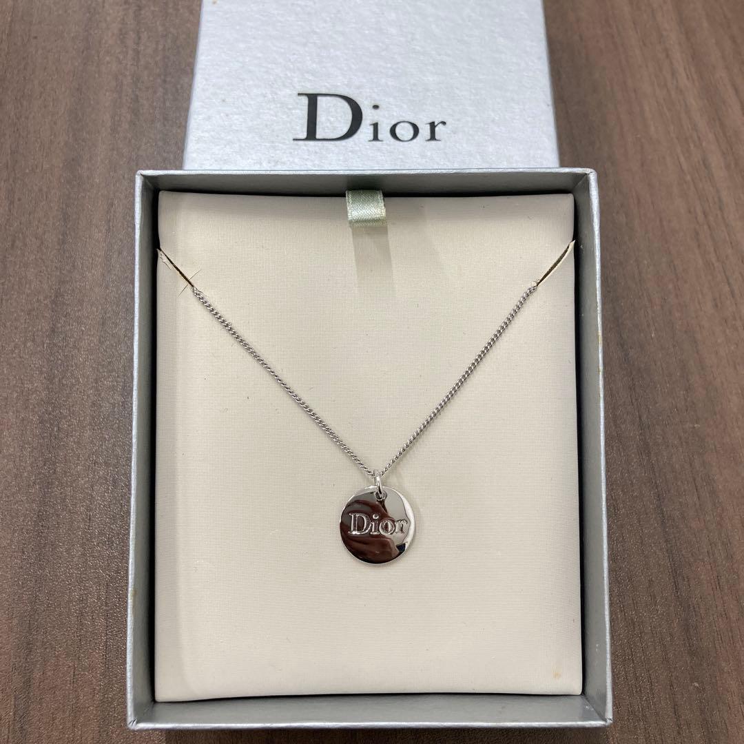 クリスチャンディオール ロゴ ラウンドプレート ネックレス 箱付
