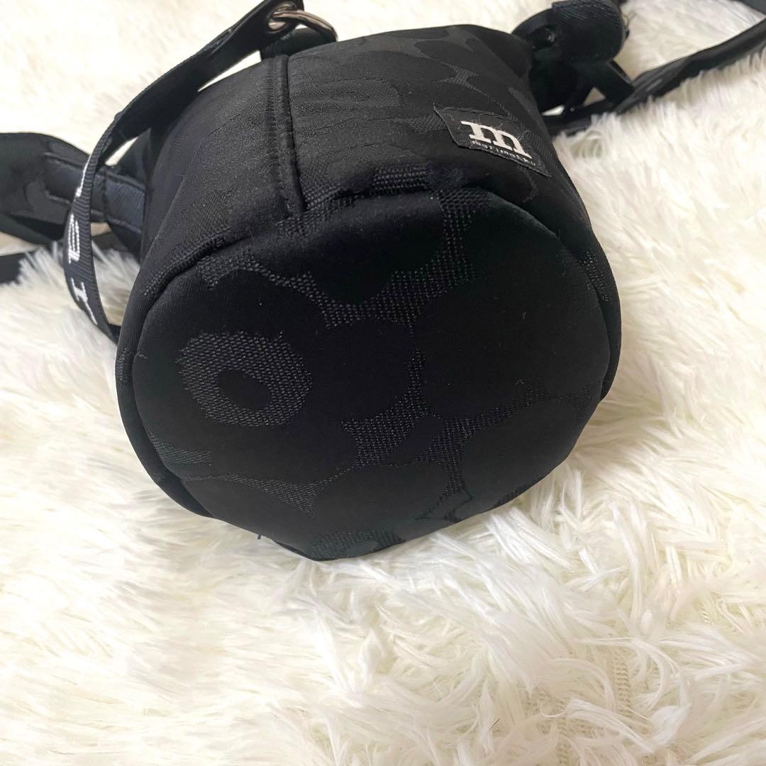 マリメッコ Essential Bucket Solid ショルダーバッグ