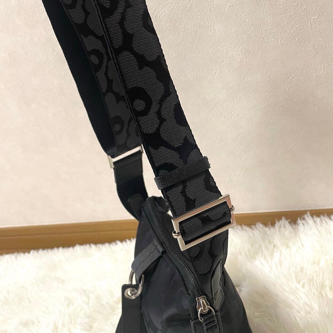 マリメッコ Essential Bucket Solid ショルダーバッグ