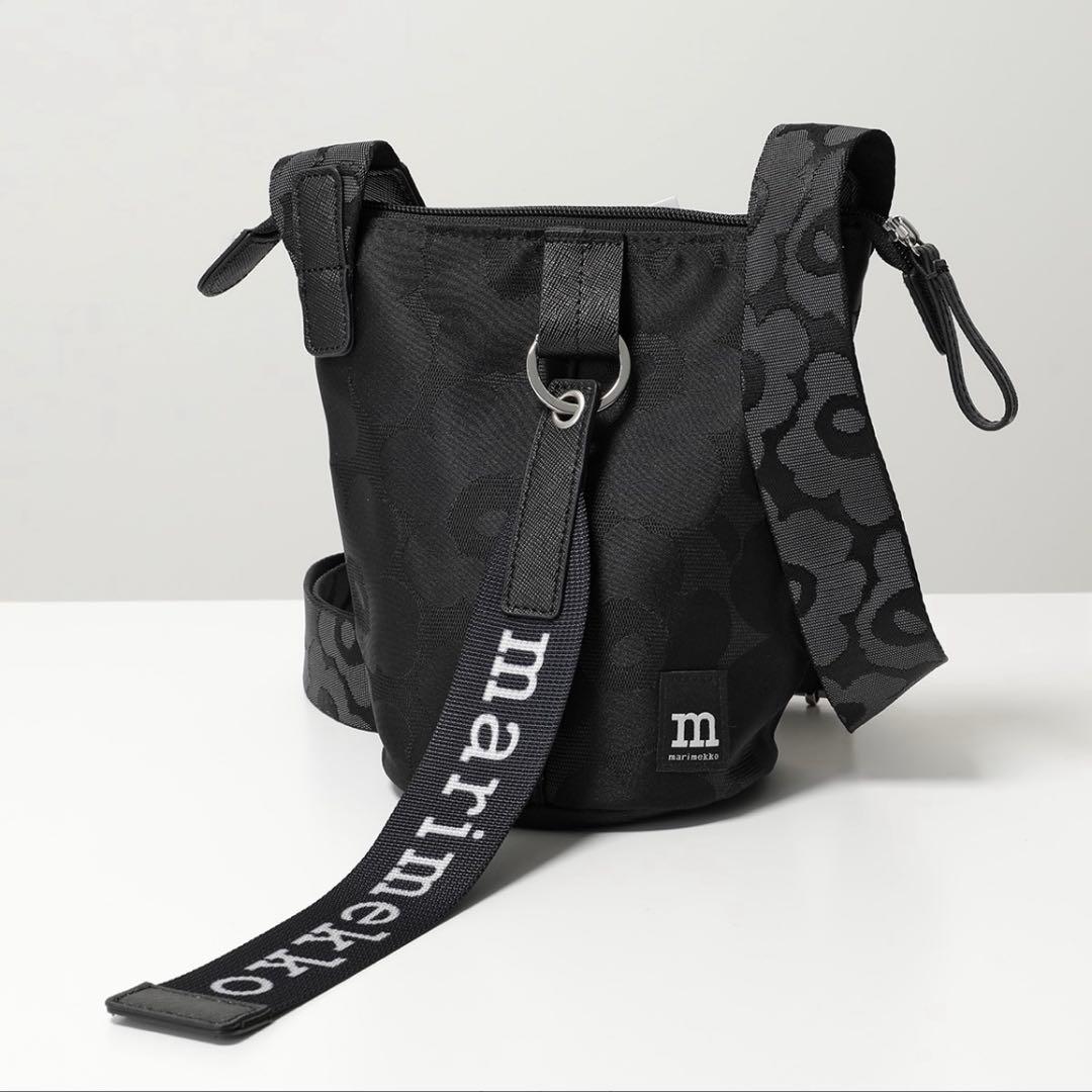 マリメッコ Essential Bucket Solid ショルダーバッグ