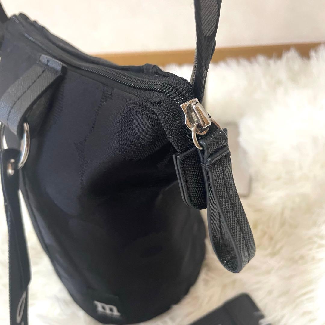 マリメッコ Essential Bucket Solid ショルダーバッグ