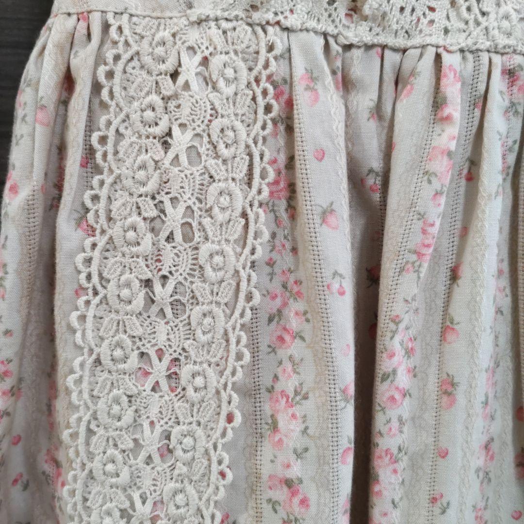 フリルリボン付き花柄ワンピース