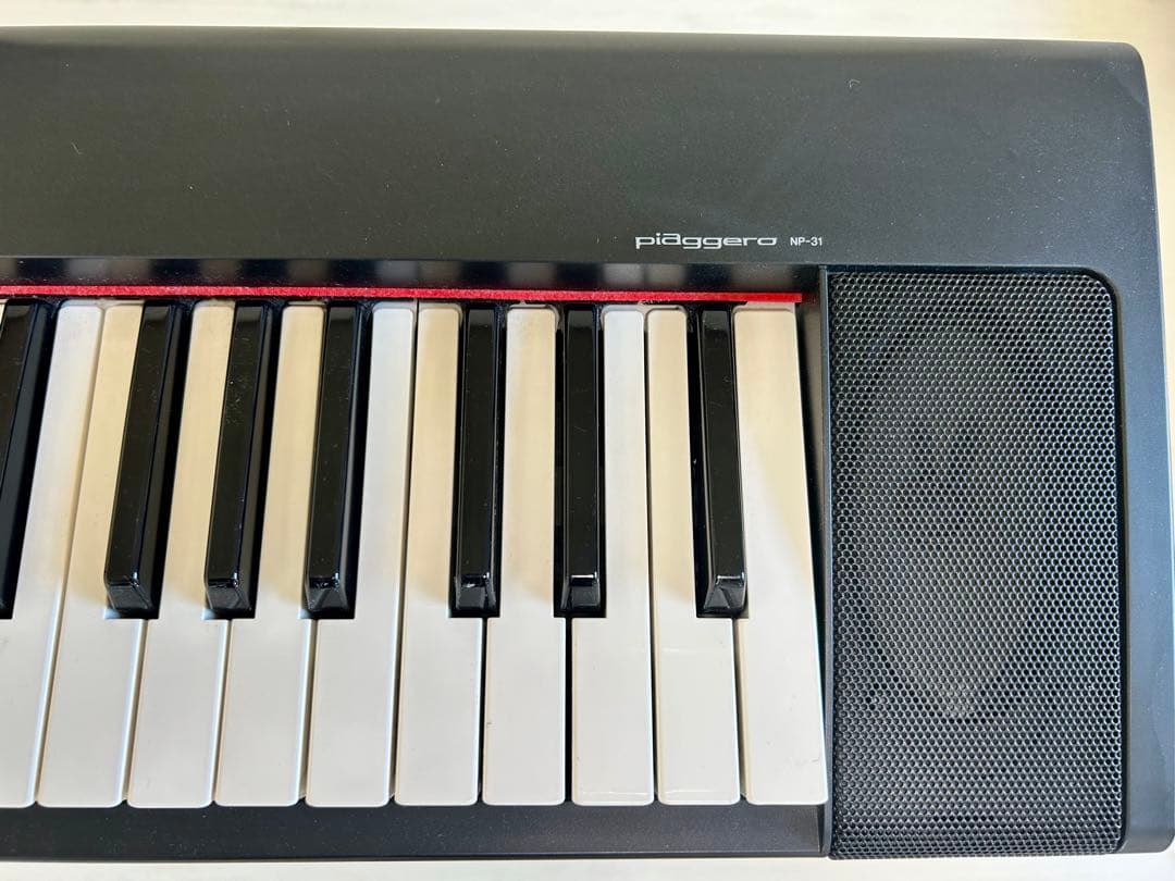 ヤマハ 電子キーボード piaggero NP-31 ブラック 76鍵盤 ピアノ