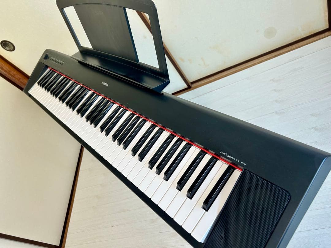 ヤマハ 電子キーボード piaggero NP-31 ブラック 76鍵盤 ピアノ