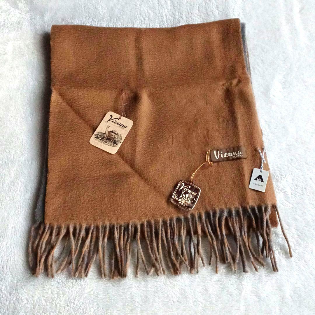 【新品】VICUNA BLEND マフラー　毛100%　ブラウンxグレー