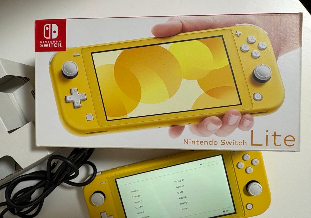 【極美品】　Nintendo Switch Lite 黄色